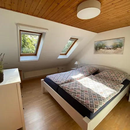 Ferienwohnung zwischen Wald und See Jever Exterior foto